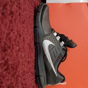 Nike golf shoes 8.5 men's
